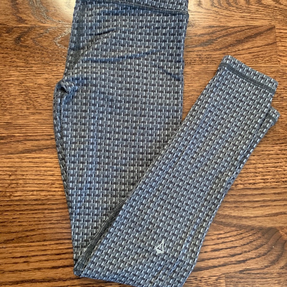 Ivivva by lululemon Leggings size 8